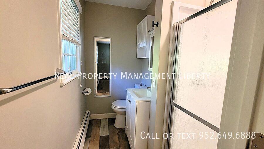 1021 Fremont St - Photo 6 of 14