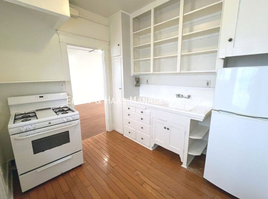 1823 E Appleton St #08 - Photo 5 of 10