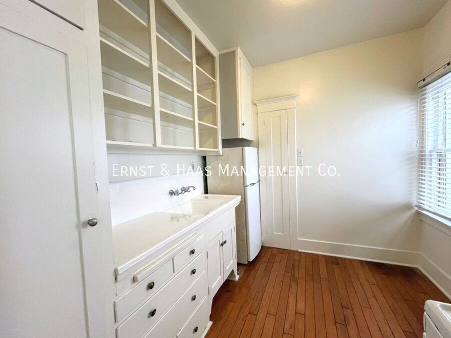 1823 E Appleton St #08 - Photo 6 of 10