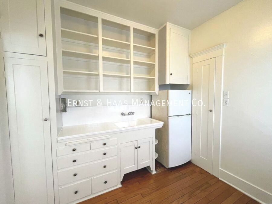 1823 E Appleton St #08 - Photo 7 of 10