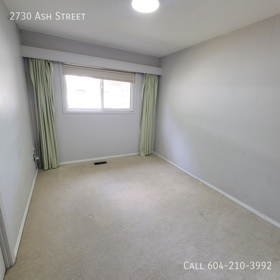 2730 Ash St - Photo 7 of 22