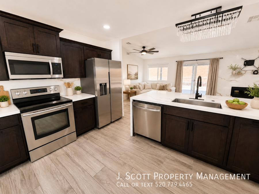 6531 N 83rd Ln - Photo 7 of 23
