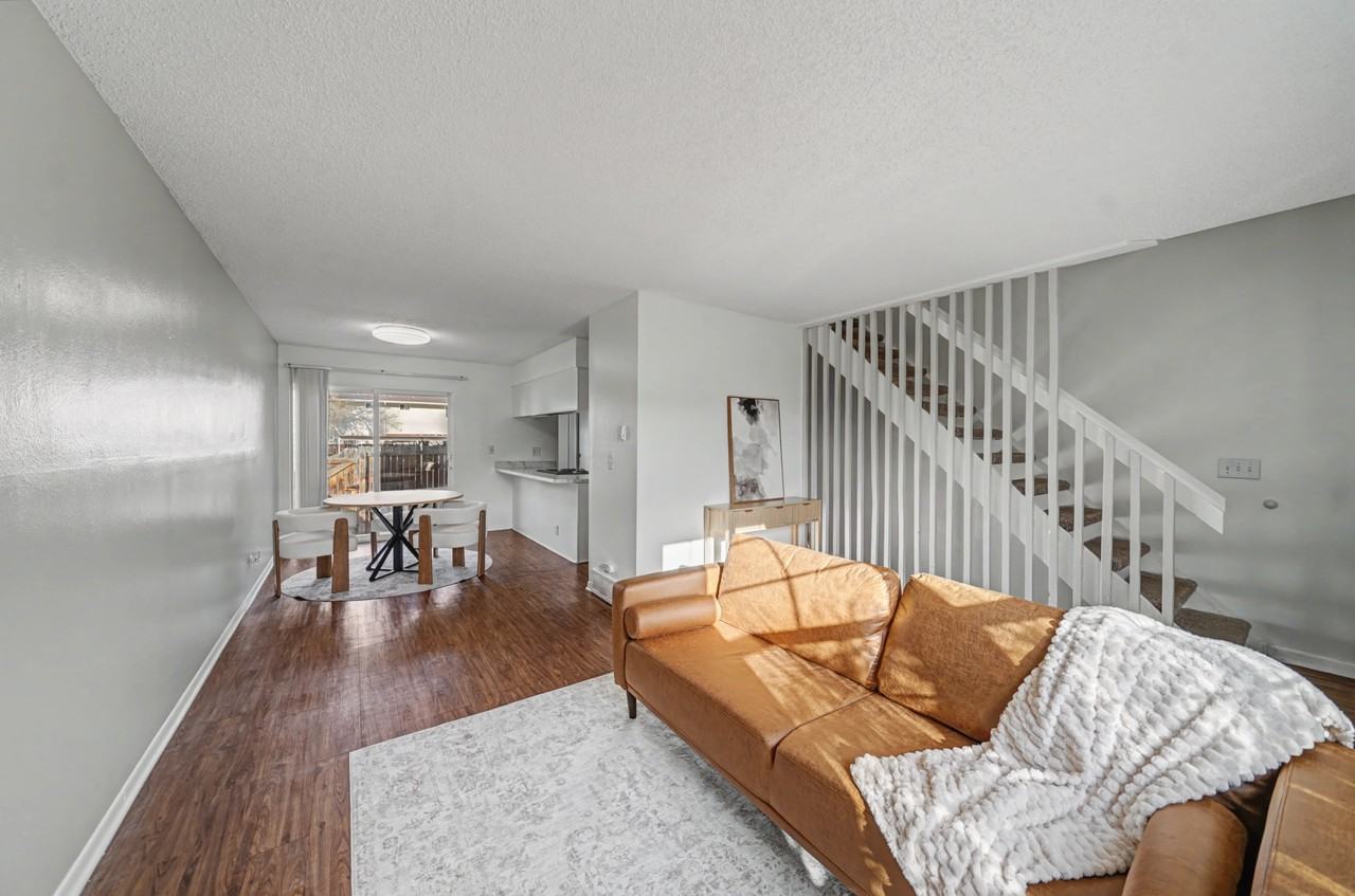 1920 S Oswego Way - Photo 4 of 19