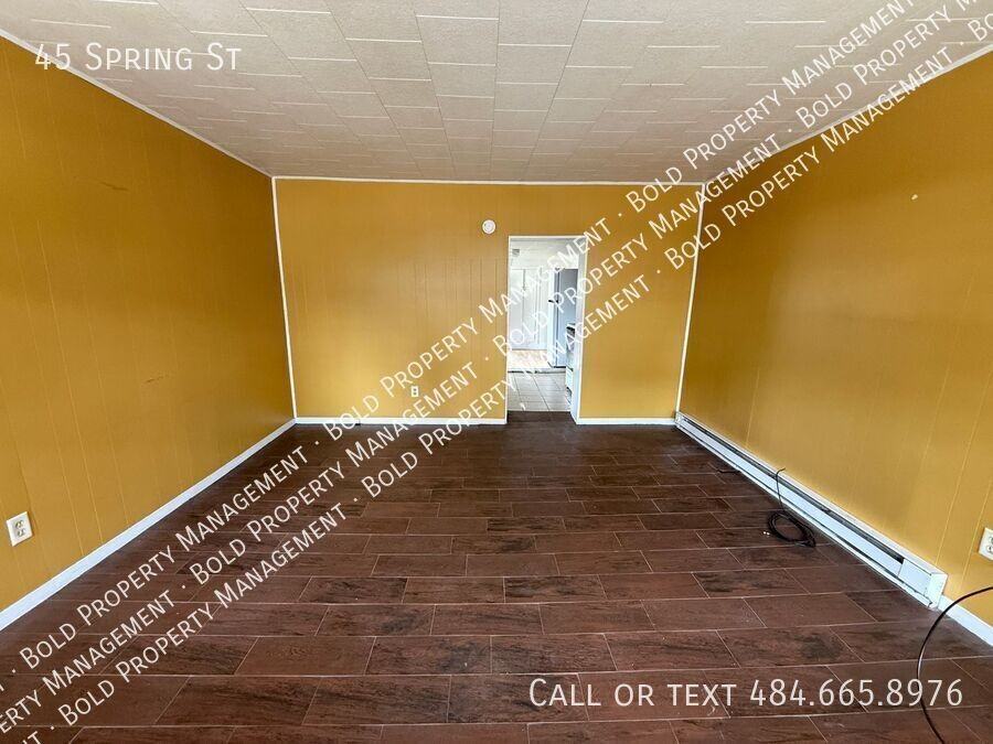 45 Spring St - Photo 3 of 17