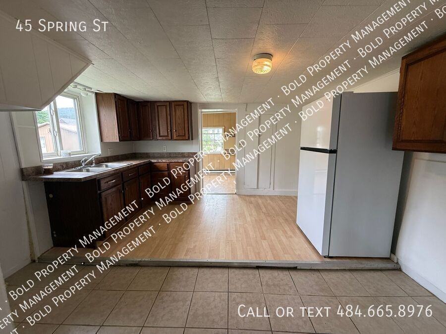 45 Spring St - Photo 7 of 17
