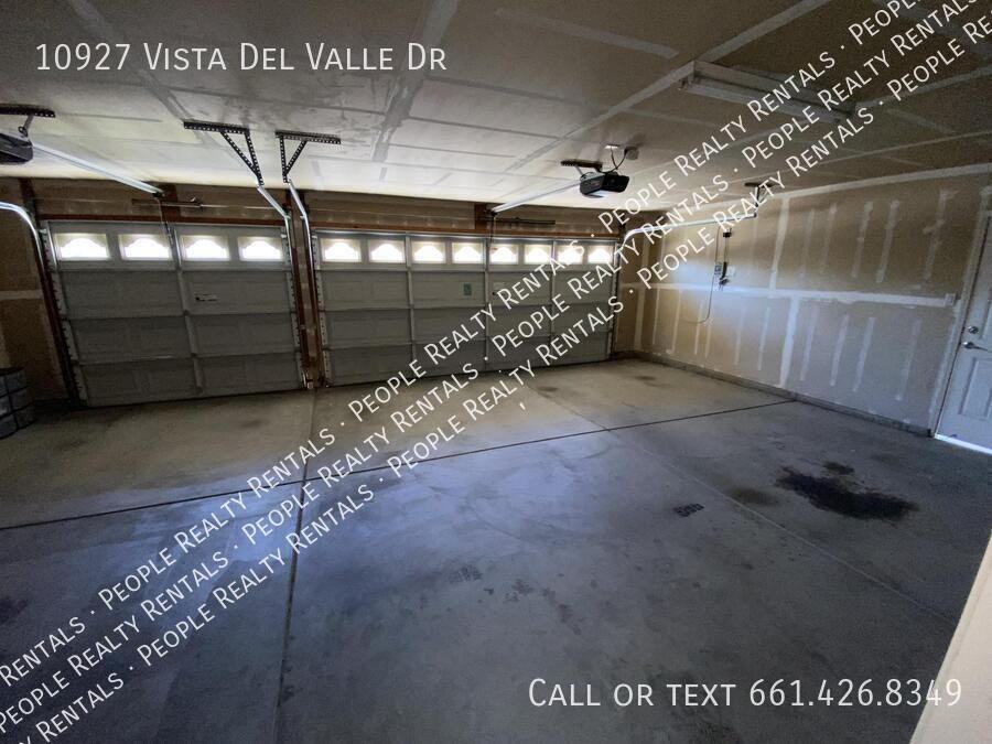 10927 Vista Del Valle Dr - Photo 4 of 21