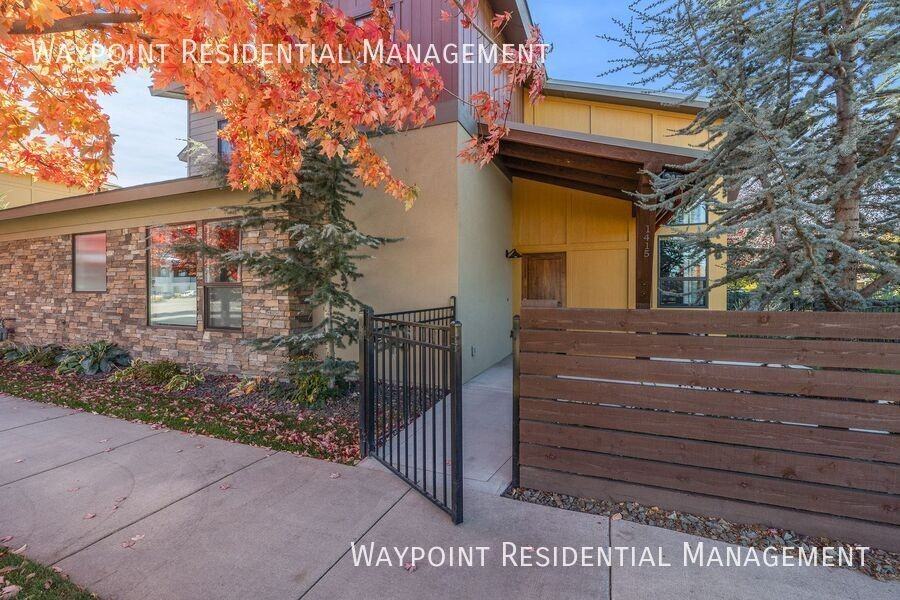 1415 E Lone Creek Dr - Photo 3 of 50
