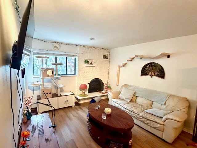 1008 Corona Street - Photo 2 of 10