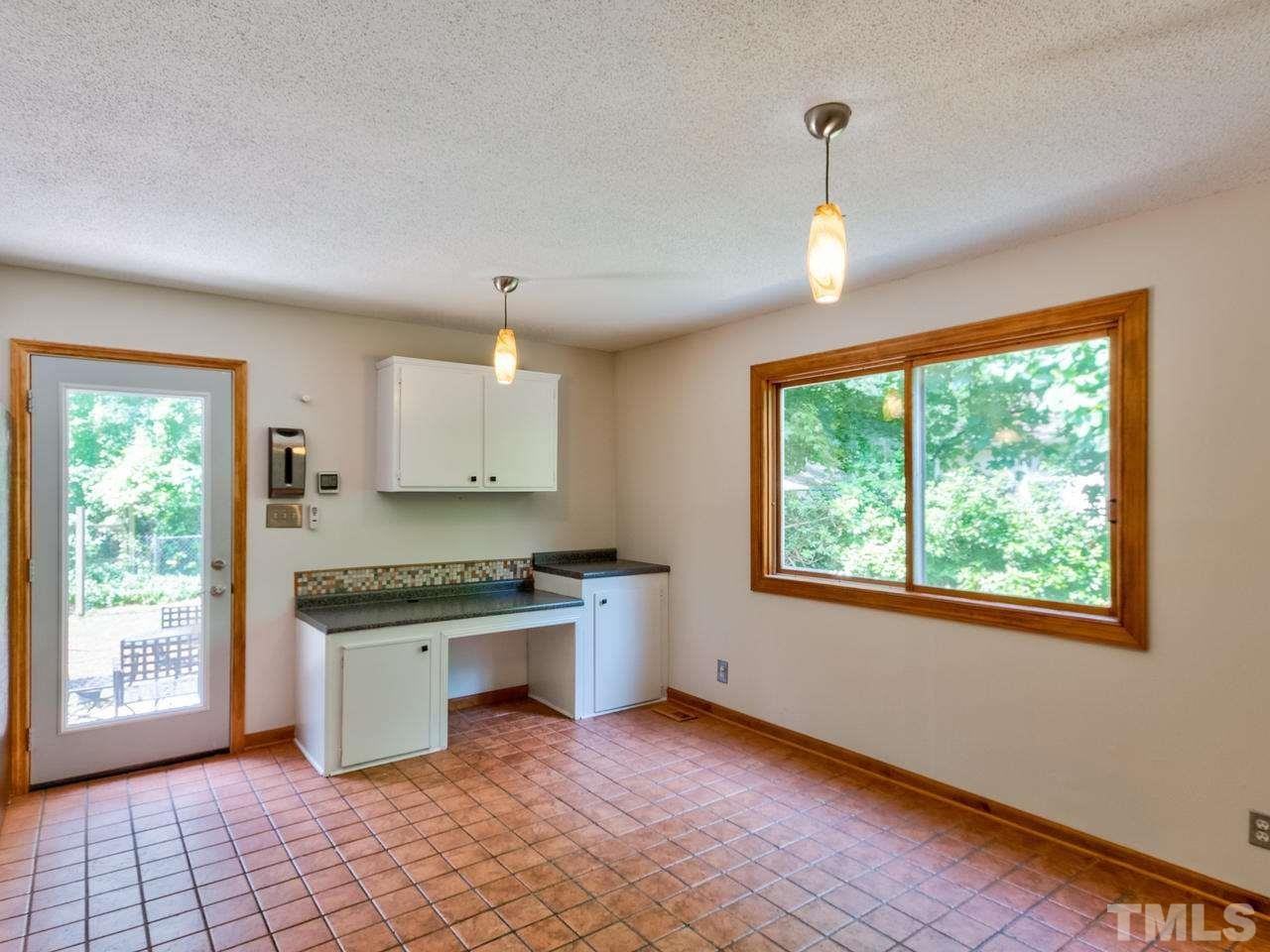 7433 Edenwood Ln - Photo 2 of 5