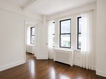 140 E 46th St #EV2B - Photo 1 of 1