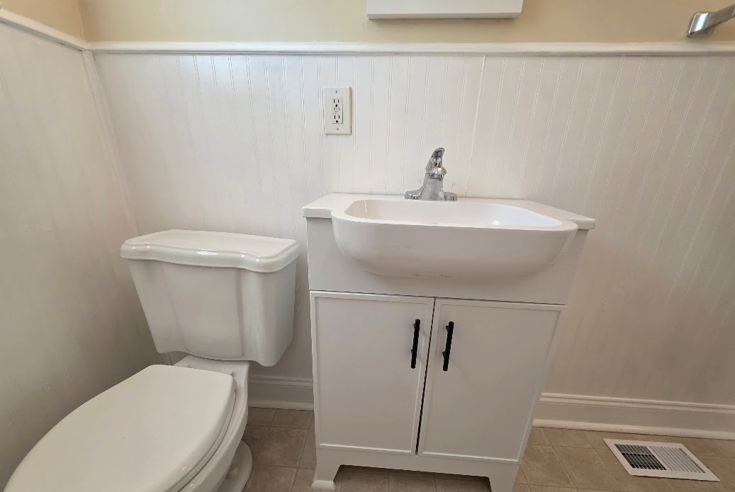 318 E Evans St #1 - Photo 5 of 10