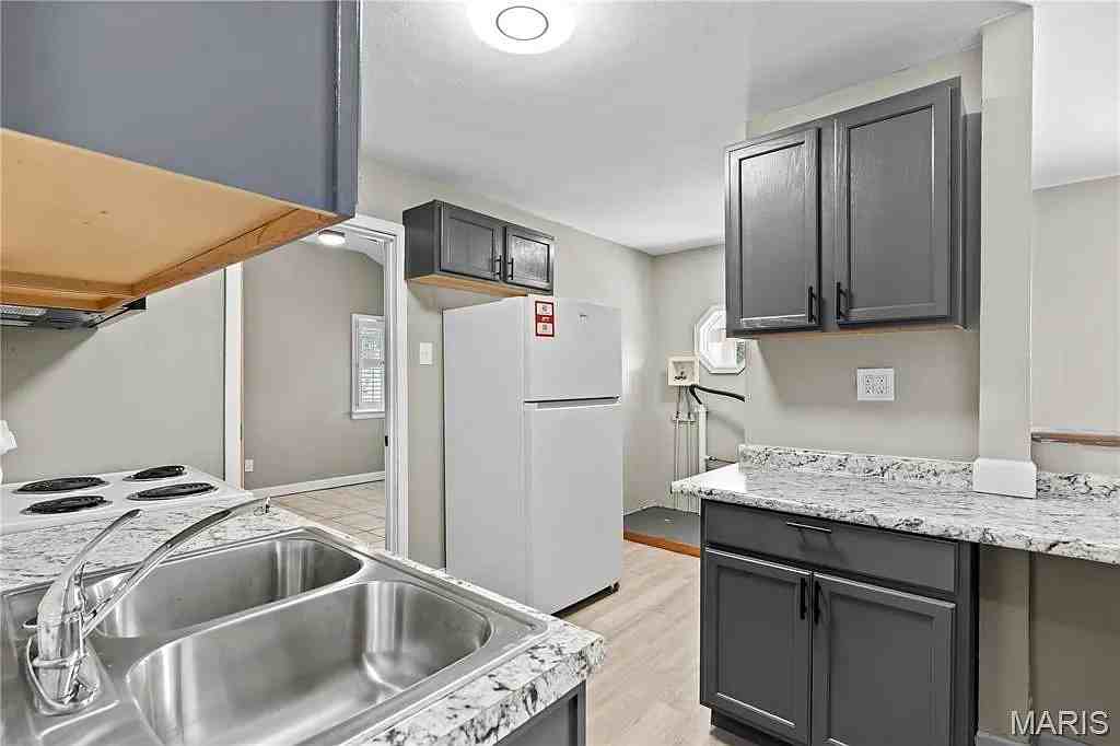 43 Saint Celeste Dr #1 - Photo 5 of 29