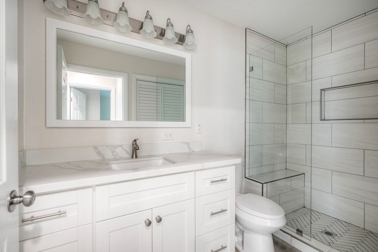 1326 Berryman Cyn #A - Photo 5 of 6