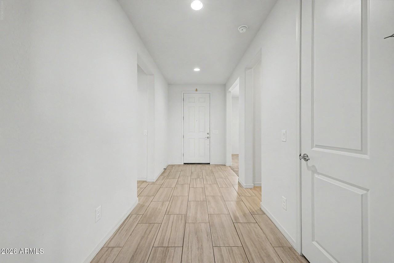 25552 S 230th St - Photo 5 of 44