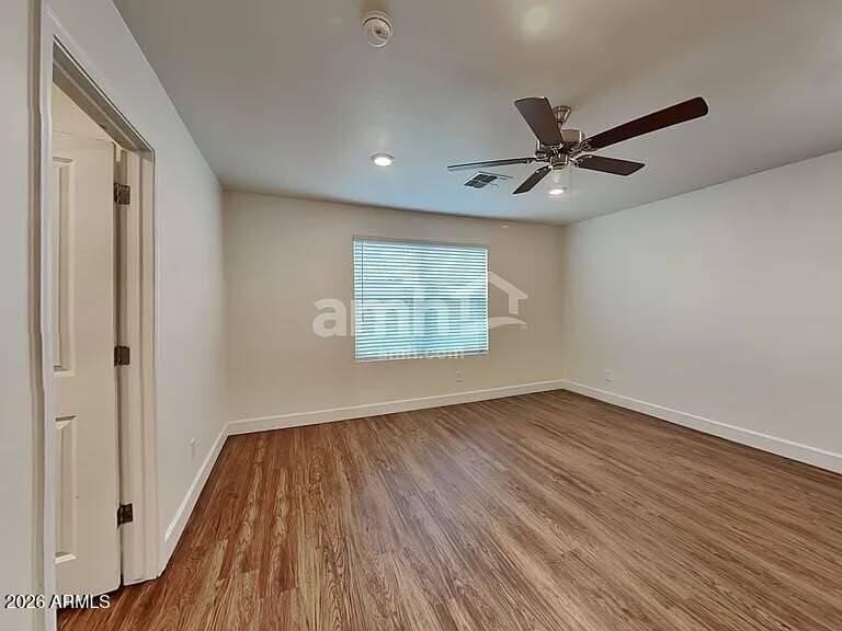678 W Laredo Ave - Photo 6 of 16