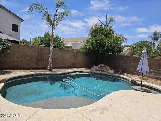 3325 E Ford Ave - Photo 2 of 10