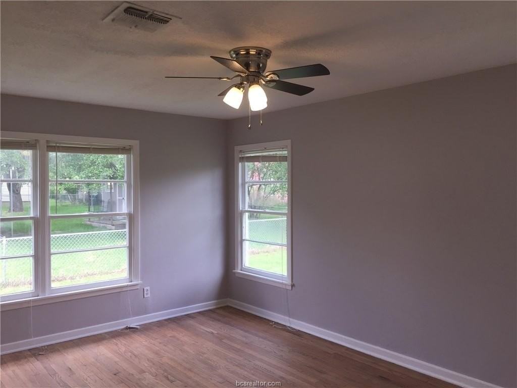908 North Ave - Photo 4 of 22
