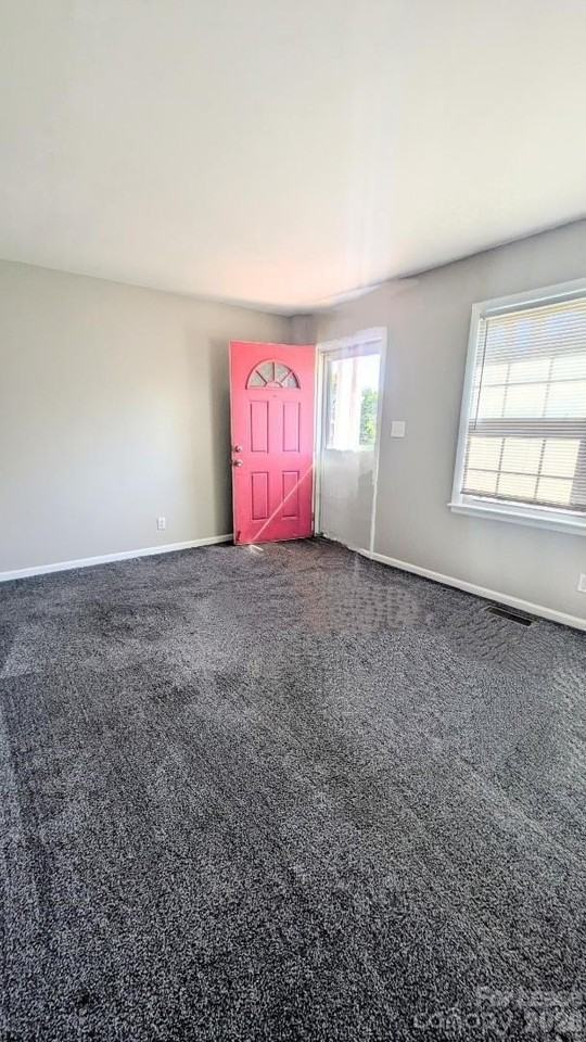 3216 Weston St - Photo 3 of 7