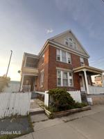 featured image of 1 Chestnut St #2