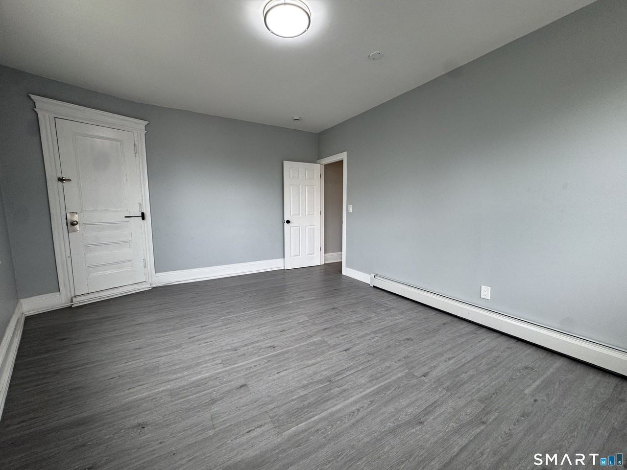 1874 Barnum Ave - Photo 4 of 10