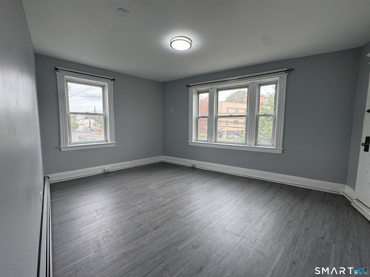 1874 Barnum Ave - Photo 6 of 10