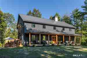 featured image of 26 Preston Ln