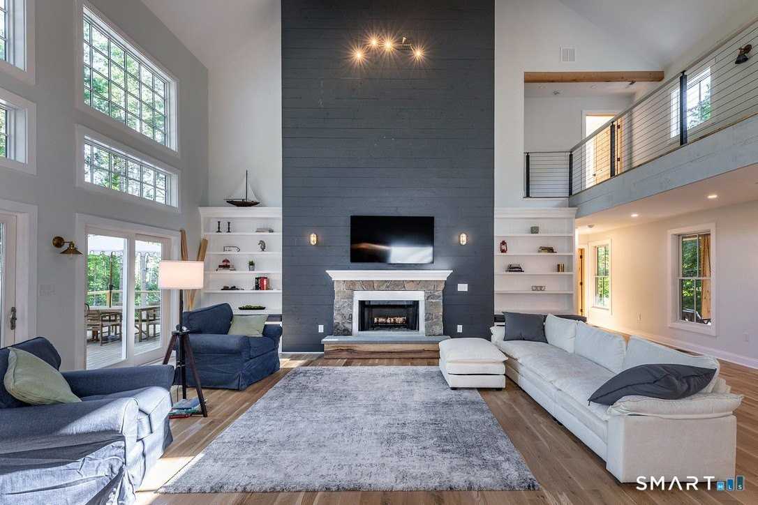 26 Preston Ln