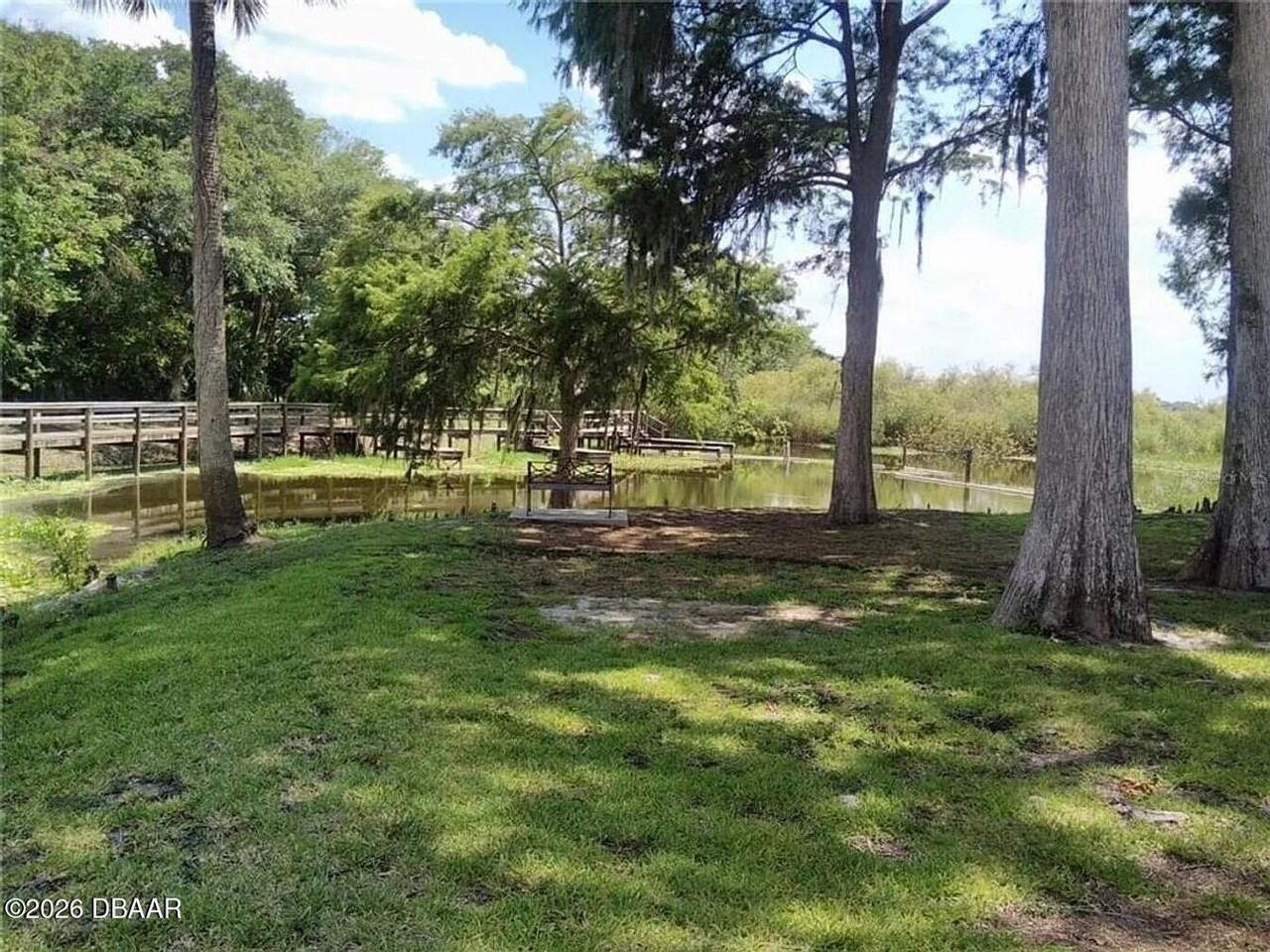 313 Dirksen Dr #F16 - Photo 3 of 7