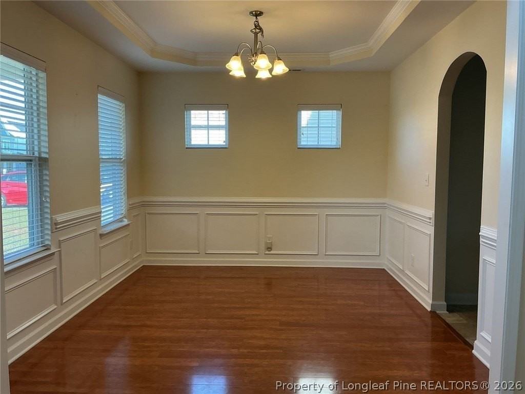 825 Ronald Reagan Dr - Photo 5 of 27