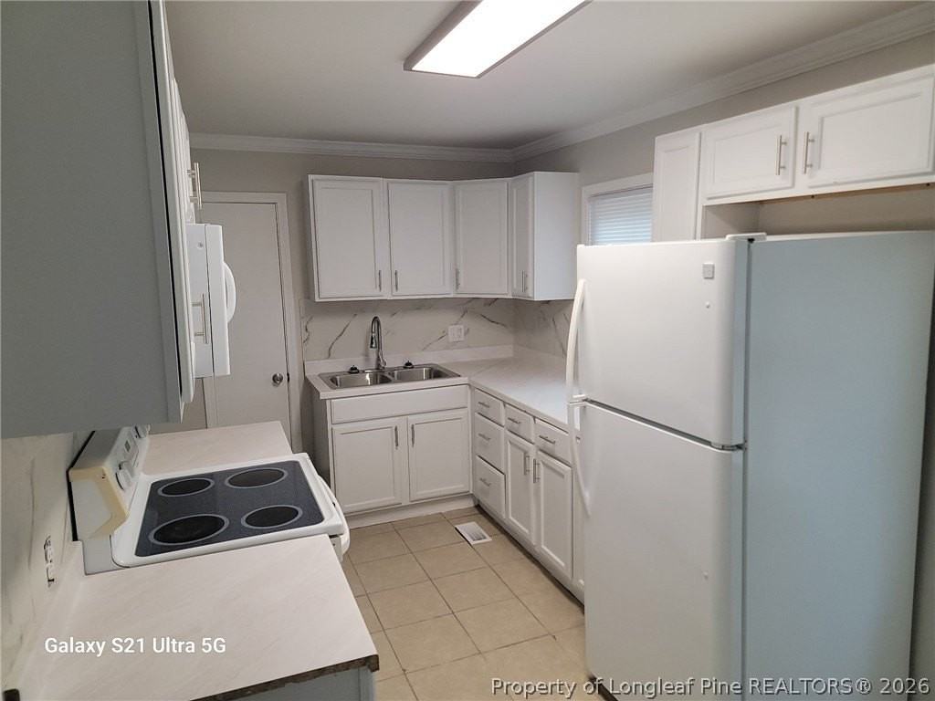 1403 Morrison Ave - Photo 4 of 10