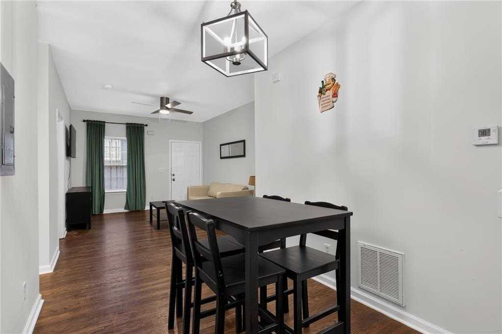 1021 Ada Ave Nw - Photo 4 of 15