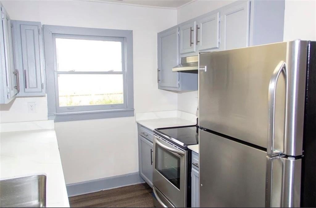 2418 Crestview Ave - Photo 7 of 18