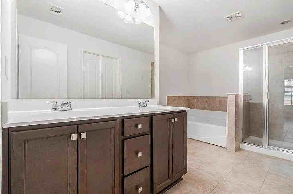 7599 Bucknell Ter - Photo 3 of 11
