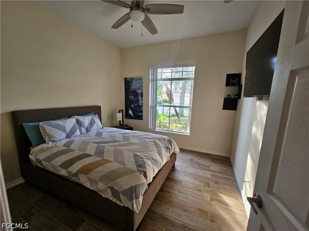 2323 Bainmar Dr - Photo 2 of 19