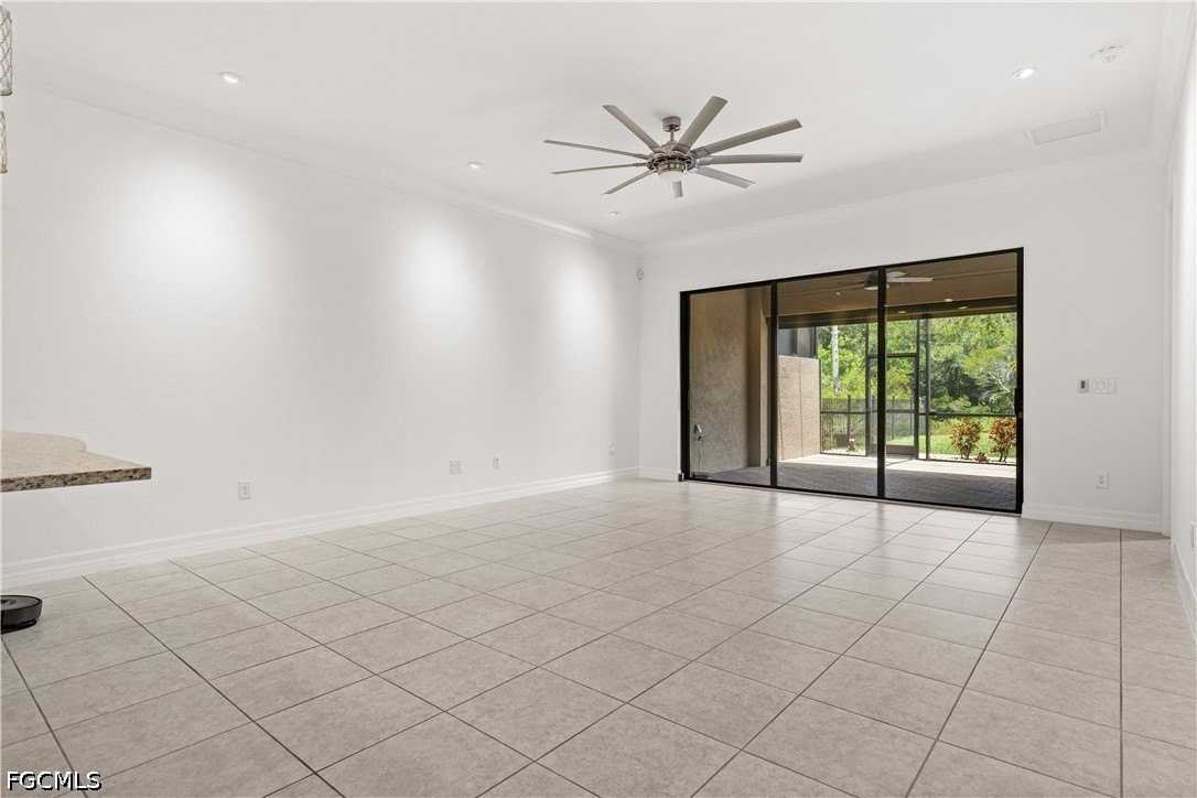 12045 Lakewood Preserve Pl - Photo 6 of 48