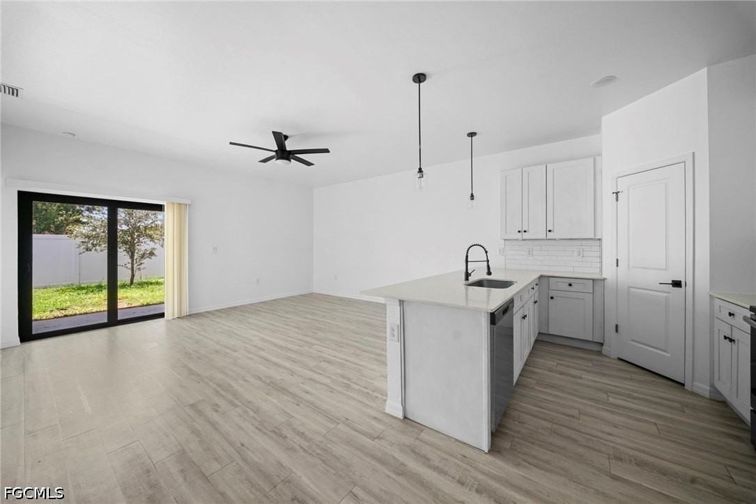 528 Se 6th St - Photo 3 of 20