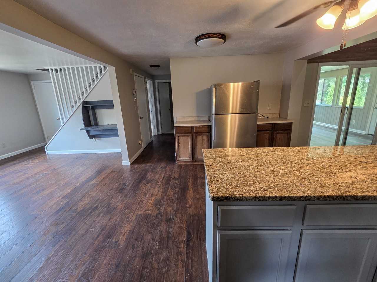 151 Mahoning Dr #1 - Photo 6 of 50