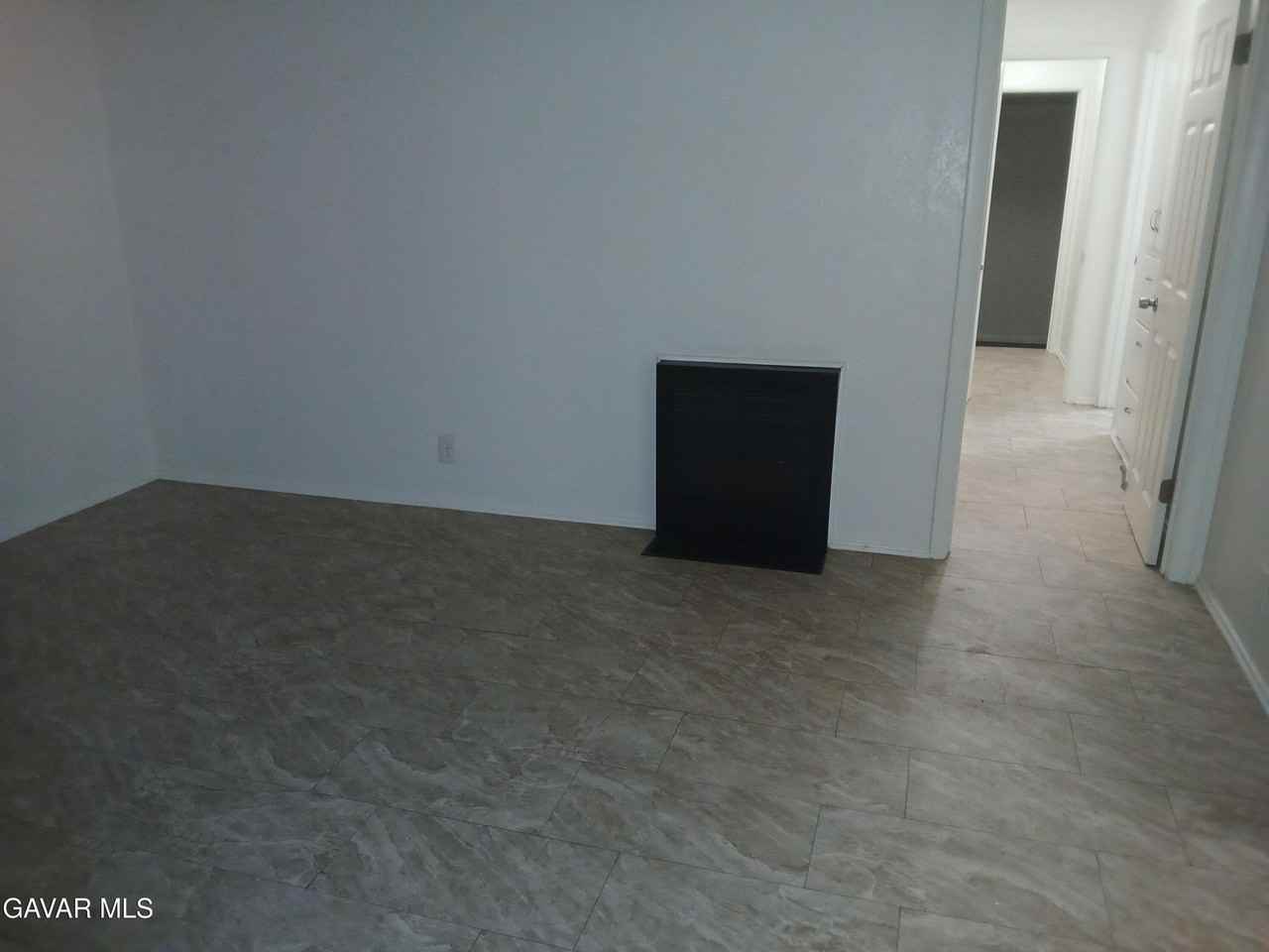 42603 50th St W - Photo 2 of 14