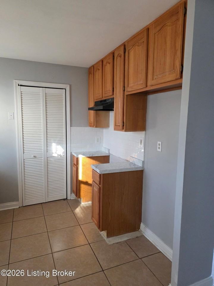 5610 Rustic Way - Photo 7 of 22
