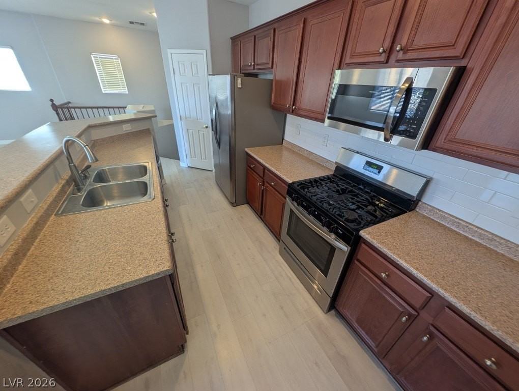 9120 Alpine Grove Ave #101 - Photo 6 of 19