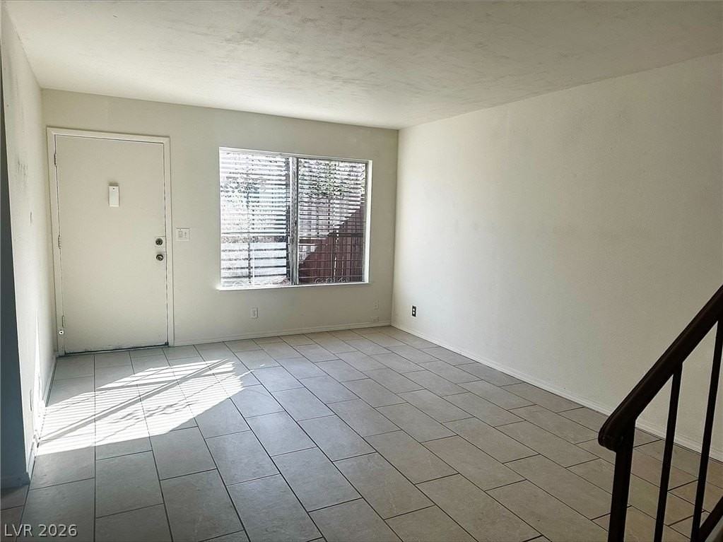 4338 Caliente St #15 - Photo 4 of 19