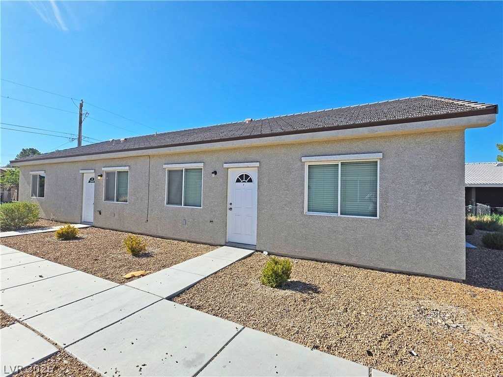 1121 Sixshooter Ave #4 - Photo 2 of 25