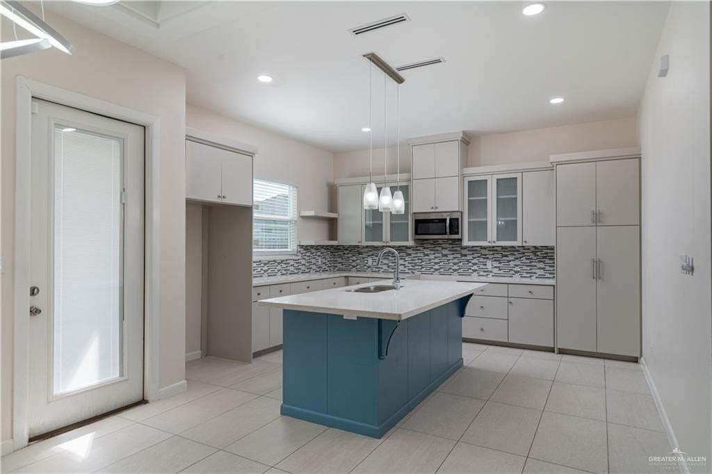2013 Queens Ave - Photo 5 of 20