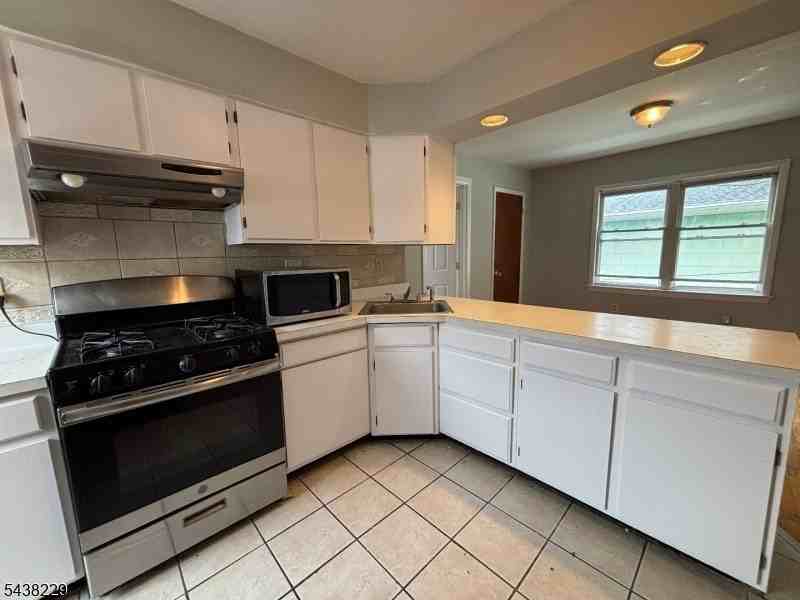 226 Gordon St #2 - Photo 3 of 9
