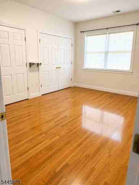 196 Franklin Ave #2 - Photo 4 of 5