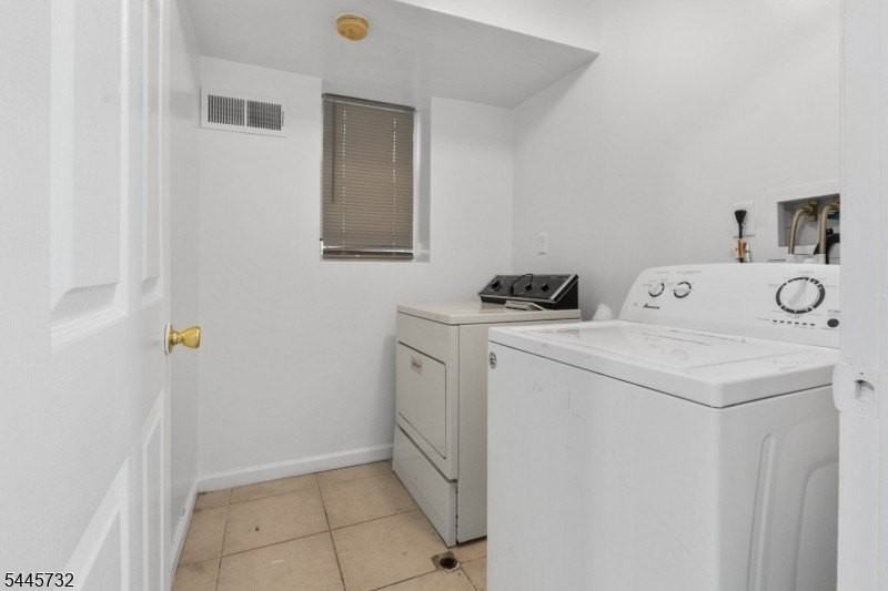 582 S 19th St #1 - Photo 7 of 15