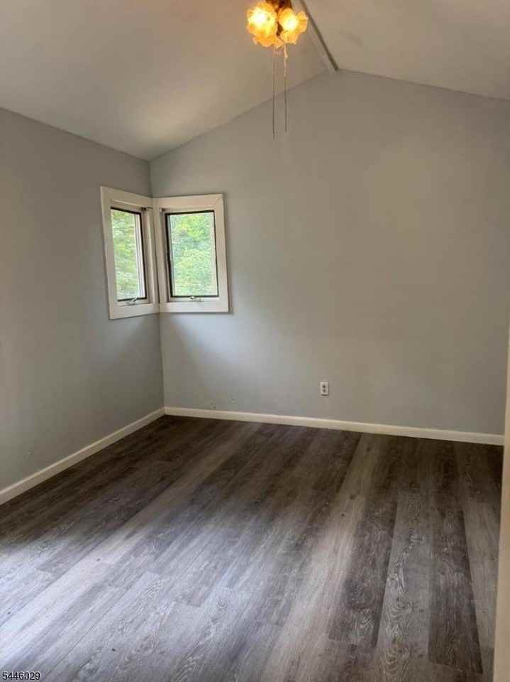 56 Appleseed Rd - Photo 4 of 12