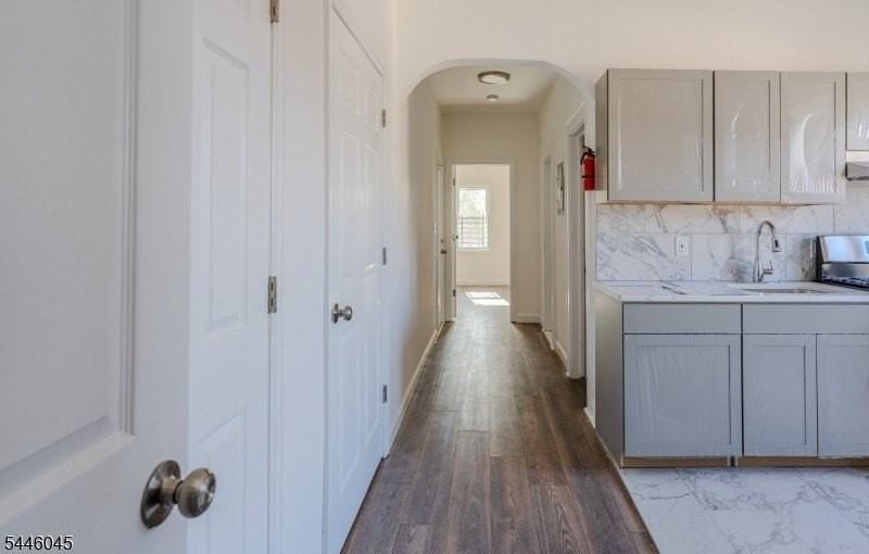 86 Abinger Pl #2R - Photo 3 of 12