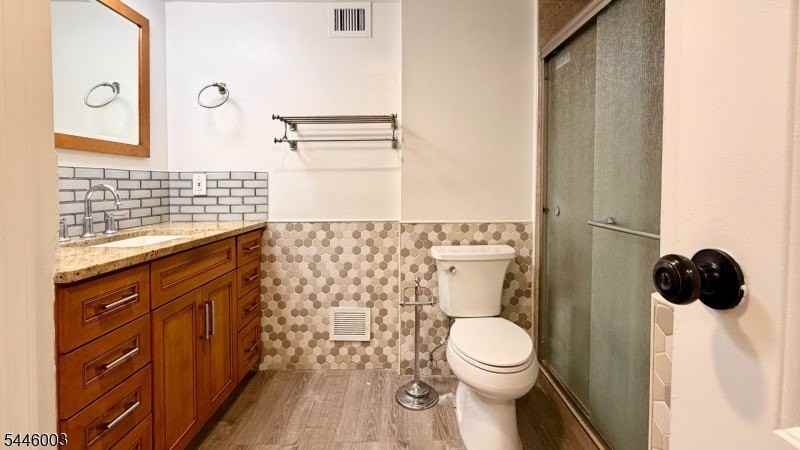 90 E Blackwell St Apt A #A - Photo 6 of 13