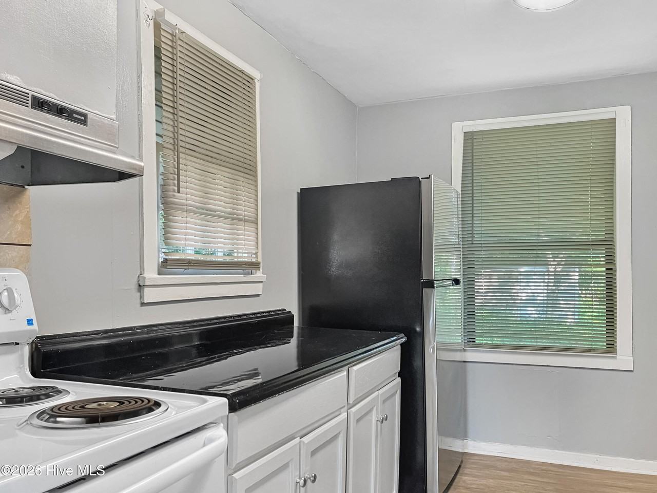 2475 Reese Ave - Photo 3 of 8